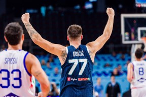 NG娱乐-东契奇回归赛场，高光表现首场状态亮眼，西班牙队观众沸腾！的简单介绍