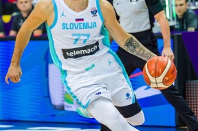 南宫28-关于东契奇在美国队比赛中大胜，惊险取胜引发热议！的信息